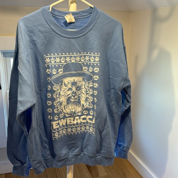 Gildan Other - Jewbacca crewneck sweater, size Large